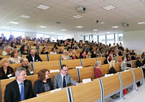 Univerzita a nemocnice hostí mezinárodní konferenci nelékařských oborů