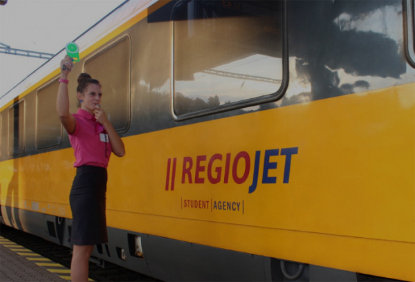 RegioJet přepravil na lince Praha - Přemyšl už více než 60 tisíc cestujících a dále rozšiřuje výběr tříd